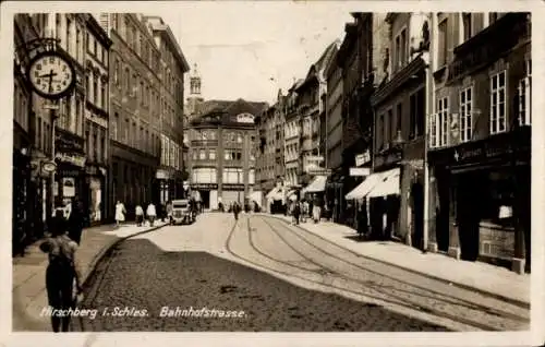 Künstler Ak Hodel, E., Bundesfeier 1947, Mutter, Kinder, Laternen