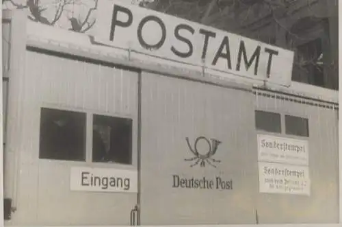 Original Foto Berlin-Mitte, Briefmarkenausstellung im Zeughaus, Unter den Linden 2, um 1946