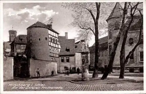 Ak Jelenia Góra Hirschberg Riesengebirge Schlesien, an der unteren Promenade