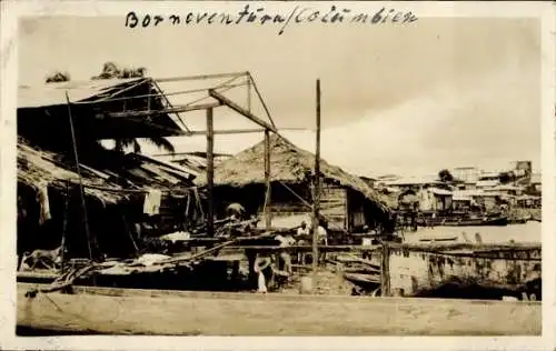 Foto Ak Buenaventura Colombia, zerstörte Gebäude am Hafen