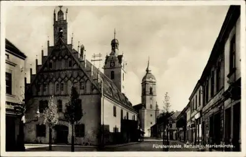 Ak Fürstenwalde an der Spree, Rathaus und Marienkirche