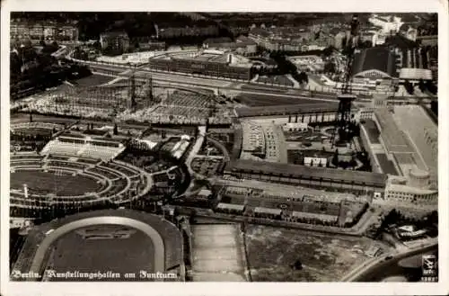 Ak Berlin Charlottenburg, Ausstellungshallen am Funkturm, Fliegeraufnahme