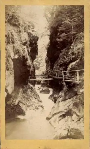 CdV Motiv in einer Klamm, Holzstege