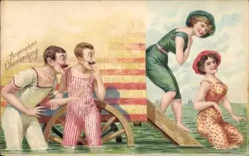 Künstler Ak Angenehme Überraschung, Frauen in Badekleidung, Männer schauen zu