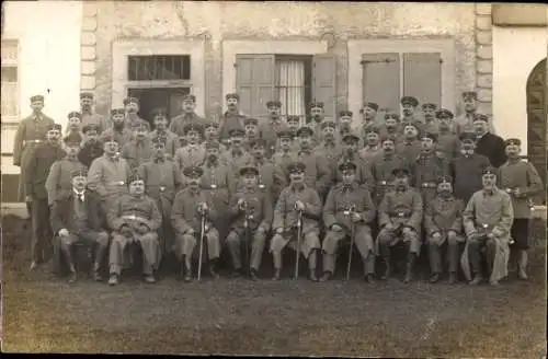 Foto Ak Deutsche Soldaten in Uniform, Gruppenbild