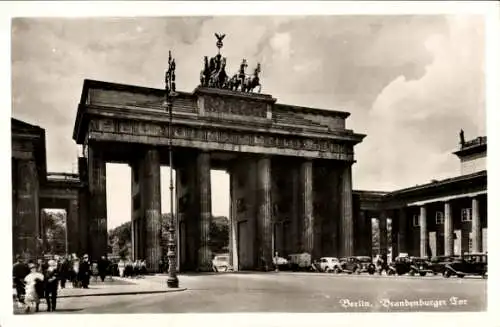 Ak Berlin Mitte, Brandenburger Tor, Pariser Platz