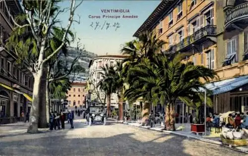 Ak Ventimiglia Liguria, Eine Straßenansicht von Ventimiglia mit dem Corso Principe Amedeo.