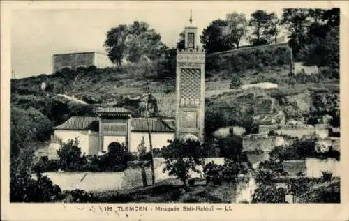 Ak Tlemcen Algerien, Vorderseite einer Postkarte mit einer Schwarz-Weiß-Abbildung der Sidi-Hal...