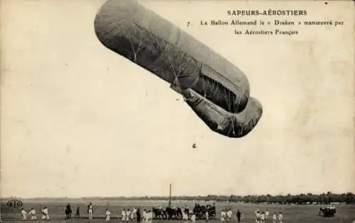 Ak Sapeurs Aérostiers, Ballon allemand le Draken manoeuvré par les Aérostiers francais