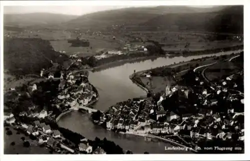 Ak Laufenburg Rhein, Fliegeraufnahme der Stadt, Flusslauf, Brücke