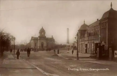 Ak Grangemouth Schottland, Kreuzung, Passanten