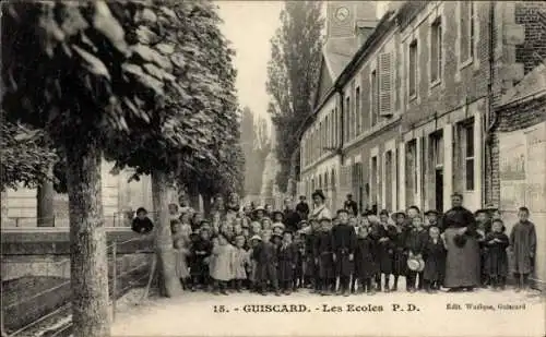 CPA Guiscard-Oise, Les Ecoles