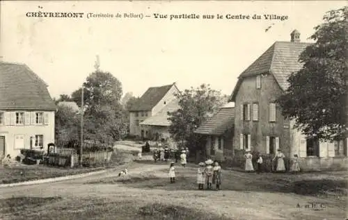 Ak Chevremont Territoire de Belfort, Teilansicht des Dorfzentrums