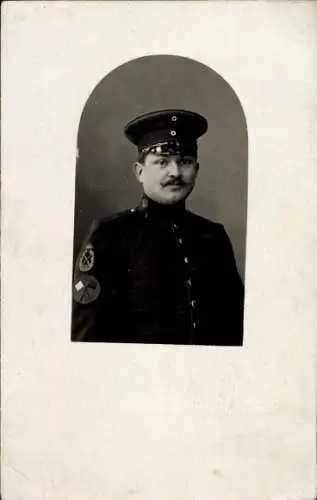 Foto Ak Strasbourg Straßburg Elsass Bas Rhin, Soldat in Uniform