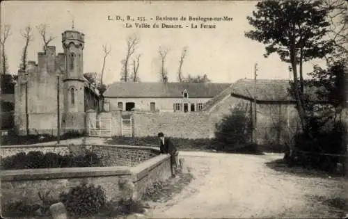 Ak Boulogne sur Mer Pas de Calais, La Vallée du Denacre, La Ferme