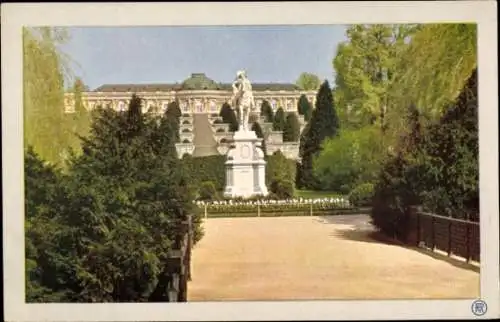 Ak Potsdam, Sanssouci, Schloss, Terrassen, Denkmal