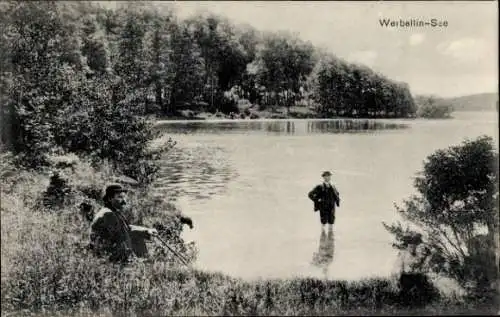 Ak Altenhof Schorfheide am Werbellinsee, Männer am Ufer