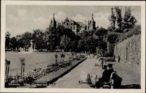 Ak Schwerin in Mecklenburg, Alter Garten mit Schloss