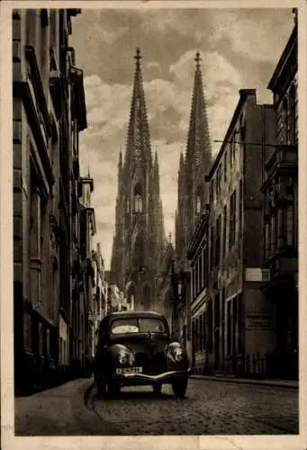 Ak Köln am Rhein, Blick durch die Burgmauer auf den Dom, Automobil Ford Taunus