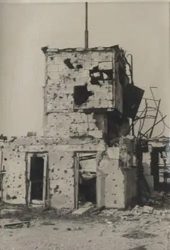 Original Foto Berlin Kreuzberg, Stresemannstraße, Europahaus, 1946