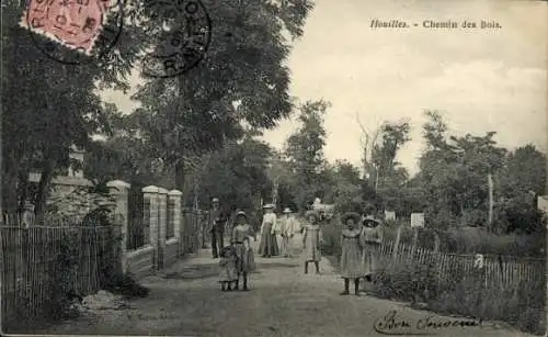 Ak Houilles Yvelines, Vorderseite einer Postkarte mit einer schwarz-weißen Fotografie einer St...