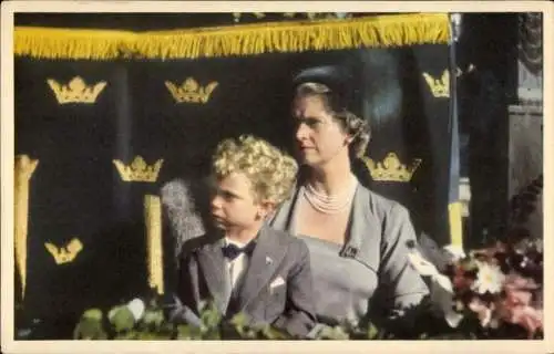 Ak Prinzessin Sibylla von Schweden mit Prinz Carl Gustaf, Portrait