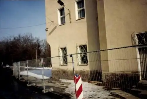 Foto Zwickau?, Wohnhaus, Zaun