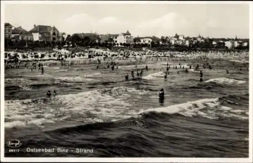 Ak Seebad Binz auf Rügen, Strand vom Meer gesehen