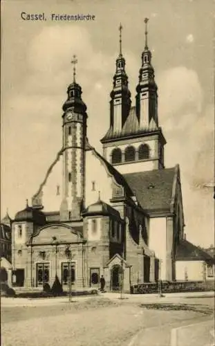 Ak Kassel in Hessen, Blick auf den Eingang der Friedenskirche