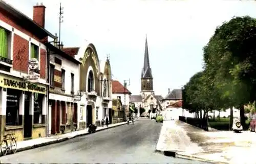 Ak Mourmelon le Grand Marne, Rue General Gouraud, Kirche