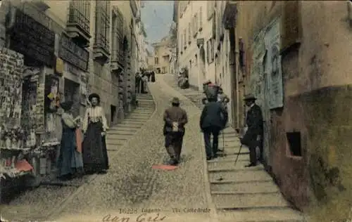 Ak Lugano Kanton Tessin Schweiz, Schmale Straße, historische Gebäude, Personen, Landschaft