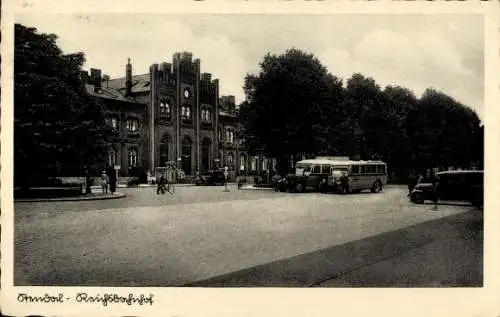 Ak Stendal in der Altmark, Reichsbahnhof, Autobusse