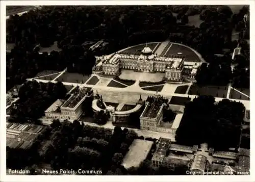 Ak Potsdam, Fliegeraufnahme, Neues Palais-Communs
