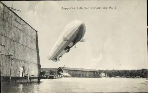 Ak Zeppelins Luftschiff verlässt die Halle, Bodensee