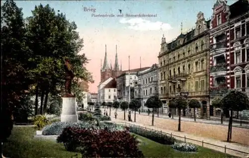 Ak Brzeg Brieg Schlesien, Piastenstraße, Bismarckdenkmal