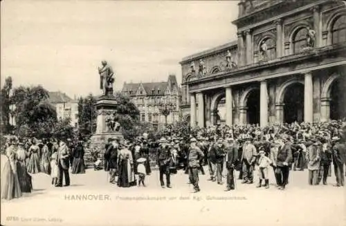 Ak Hannover in Niedersachsen, Promenadenkonzert vor dem Kgl. Schauspielhaus, Hannover