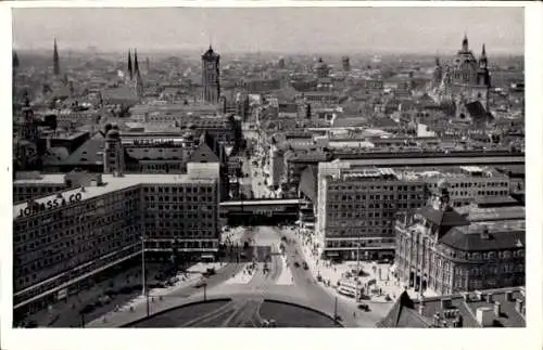 Ak Berlin Mitte, Alexanderplatz mit Blick über Berlin, Rathaus, Dom