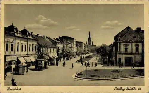 Ak Mukatschewo Munkacs Ukraine, Horthy Miklós-út, Geschäfte, Kirche