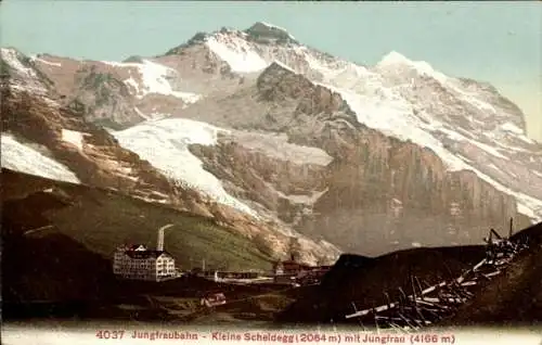 Ak Kanton Bern, Berner Oberland, Kleine Scheidegg, Berglandschaft, Jungfraubahn, Hotels im Vor...