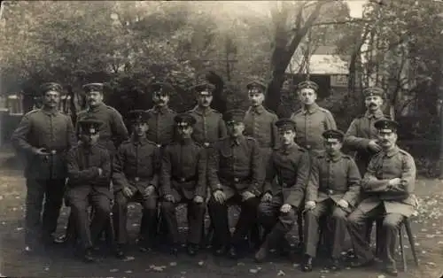 Foto Ak Hildesheim in Niedersachsen, Gruppenbild kaiserlicher Soldaten