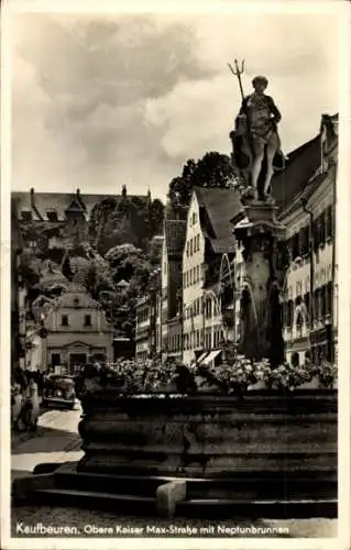 Ak Kaufbeuren an der Wertach in Schwaben, Obere Kaiser Max Straße, Neptunbrunnen