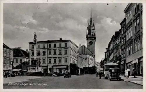 Ak Znojmo Znaim an der Thaya Südmähren, Marktplatz, Denkmal, Turm