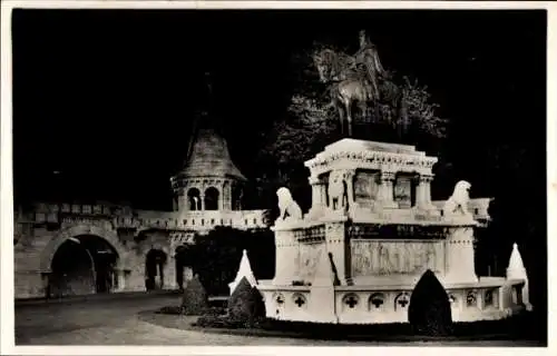 Ak Budapest Ungarn, Bastion des Pécheurs avec le monument de St. Etienne