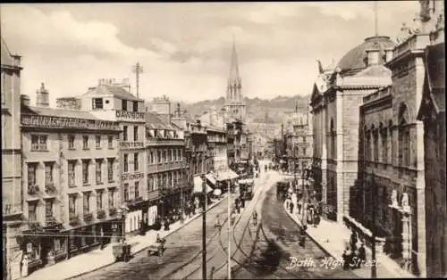 Ak Bath Somerset England, Blick auf die High Street, Gebäude mit Schildern, Straßenbahn