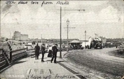 Ak Blackpool Lancashire England, The Cynn,  Straße, Tram, Menschen, Küstenansicht