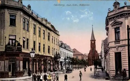 Ak Oderberg in der Mark, Straßenansicht, Kirchturm, historische Architektur