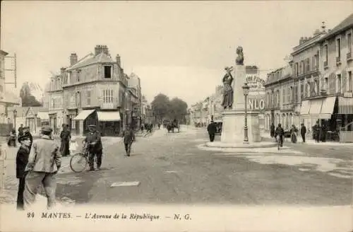 Ak Mantes Yvelines, Avenue de la Republique