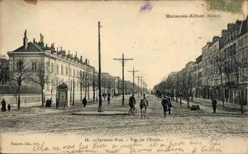 CPA Maisons Alfort Val de Marne, Grande Rue, École