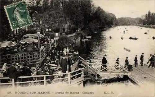 CPA Nogent-sur-Marne Val-de-Marne, Bords de Marne, Concert