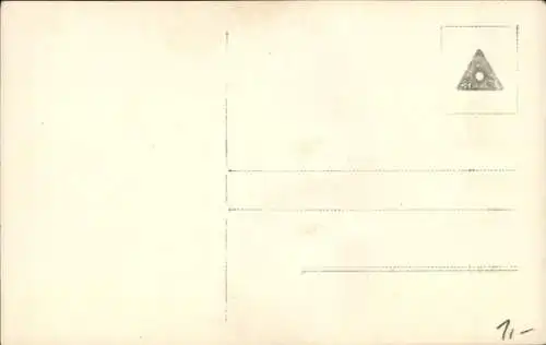 Foto Ak Frau am Strand, See, Bademode, Handtuch